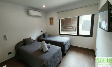 IMPECABLE!! Hermosa casa en venta en Sierra de los Padres. Gas natural conectado