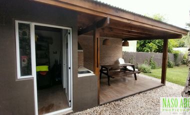 IMPECABLE!! Hermosa casa en venta en Sierra de los Padres. Gas natural conectado