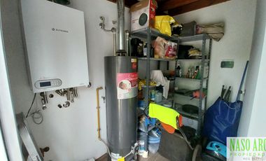 IMPECABLE!! Hermosa casa en venta en Sierra de los Padres. Gas natural conectado