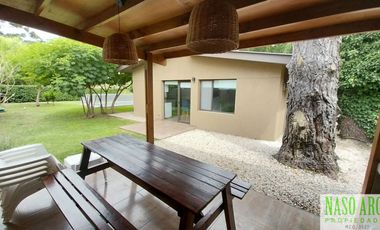 IMPECABLE!! Hermosa casa en venta en Sierra de los Padres. Gas natural conectado