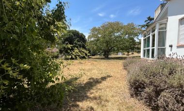 Casa en venta c/ cochera en Sierra de la Ventana