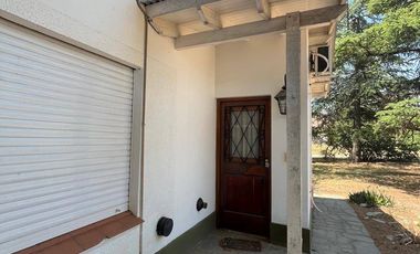 Casa en venta c/ cochera en Sierra de la Ventana