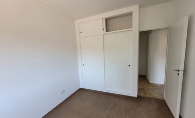 Alq. Dpto 3 amb con terr propia y lav en R.Mejia