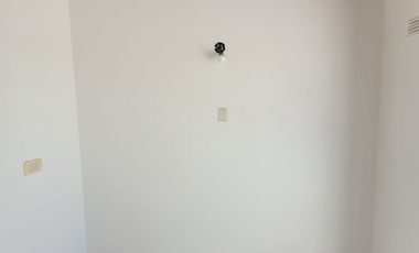 Alq. Dpto 3 amb con terr propia y lav en R.Mejia