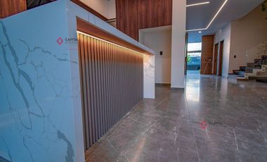 CASA DE LUJO EN VENTA COLINAS VIRREYES - FRENTE A PUERTA LAS LOMAS