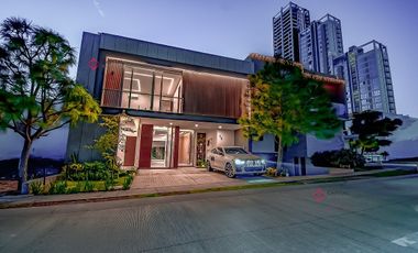 CASA DE LUJO EN VENTA COLINAS VIRREYES - FRENTE A PUERTA LAS LOMAS