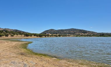 SE ARRIENDA AMPLIA CASA DE 3 DORMITORIOS EN AMPLIO TERRENO