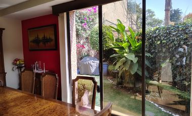 Presa Escolta Casa en Condominio