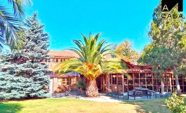 Casa en venta en LO BARNECHEA