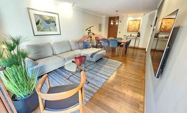 DEPTO. CON JARDÍN PRIVADO y GRAN COCINA