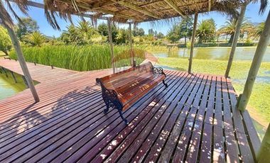 Parcela de 3,6 ha con orilla de lago, Rapel