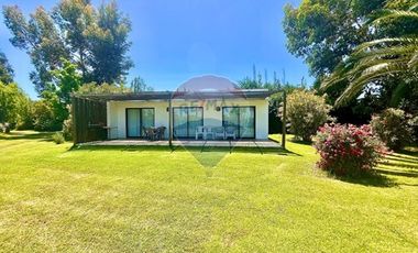 Parcela de 3,6 ha con orilla de lago, Rapel