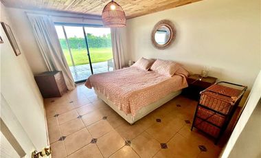 Parcela de 3,6 ha con orilla de lago, Rapel