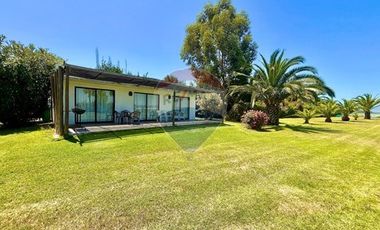 Parcela de 3,6 ha con orilla de lago, Rapel