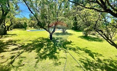 Parcela de 3,6 ha con orilla de lago, Rapel