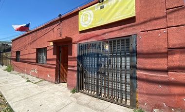 Propiedad amplia en barrio residencial