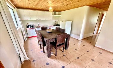 Rebajada, parcela de 3,6 ha con orilla de lago