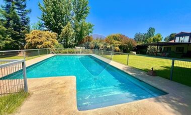 Rebajada, parcela de 3,6 ha con orilla de lago