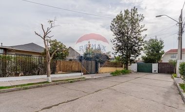 Espectacular y amplia casa en La Cisterna 4D + 2B