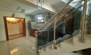 Importante chalet sobre 2 lotes, a pasos San Martin