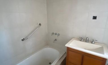 Departamento en  LOMAS DE ZAMORA