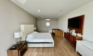 Casa en renta amueblada en Racquet Club, San Juan Cosalá