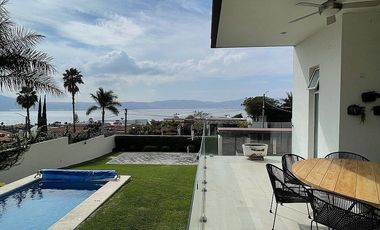 Casa en renta amueblada en Racquet Club, San Juan Cosalá