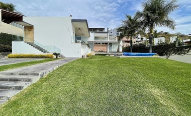 Casa en renta amueblada en Racquet Club, San Juan Cosalá