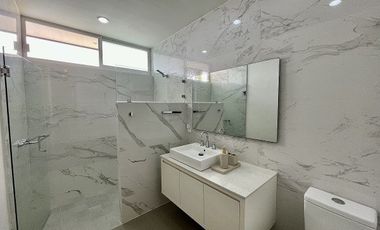 Casa en renta amueblada en Racquet Club, San Juan Cosalá