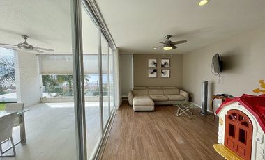 Casa en renta amueblada en Racquet Club, San Juan Cosalá