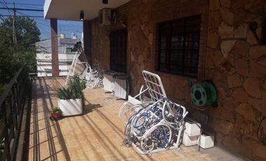 Casa para 2 Familias en Venta en Lanus Este