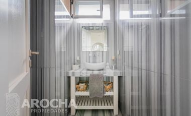 Casa en  Alquiler doble lote a la laguna