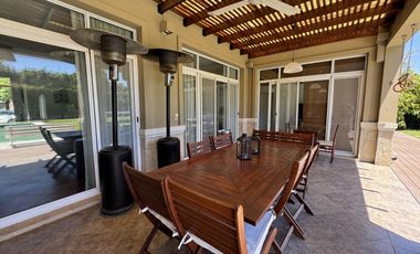 Casa en Alquiler Temporal en Talar del Lago 1