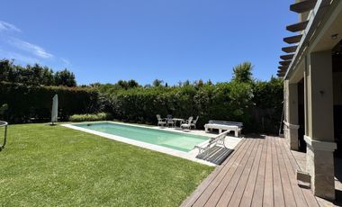 Casa en Alquiler Temporal en Talar del Lago 1