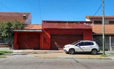 Local con Vivienda en Venta en Lomas de Zamora Oeste