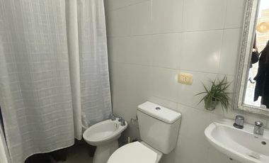 Casa de categoría en Altos del Chateau 4 dormitorios, pileta y gran patio fondo verde