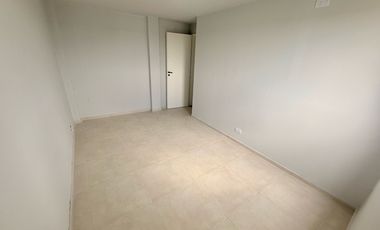 Venta Departamento 2 dos ambientes ciudadela financiación en pesos pozo