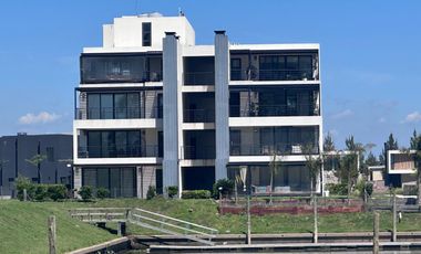 Departamento en Venta  3 ambientes con amarra- Villanueva Barrio Nautico Canal