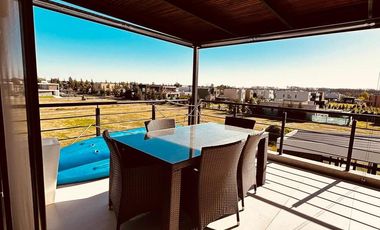 Departamento en Venta  3 ambientes con amarra- Villanueva Barrio Nautico Canal