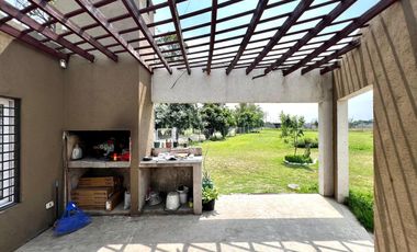 Casa - Trea Ambientes -  Mariano Acosta, bario Boreal