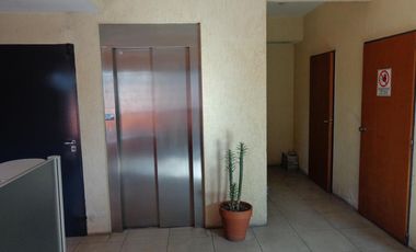 Oficina con cochera en venta en  Martinez