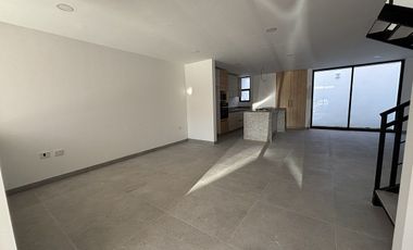 Casa nueva en renta de 3 recámaras, Fracc. La Antigua Cementera