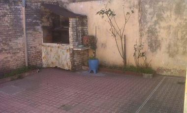 Casa PH en Venta en Lanus Este