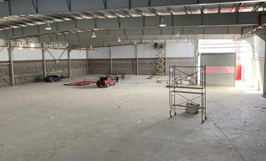 ESPECTACULAR GALPON EN BARRACAS 2620 M2