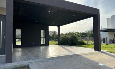 Casa en venta en Barrio Privado San Matias Escobar