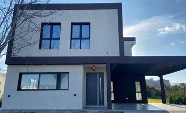 Casa en venta en Barrio Privado San Matias Escobar
