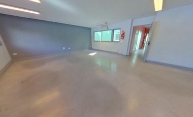 Alquiler - Galpón Depósito Oficinas Edificio Comercial polo audiovisual productoras Colegiales