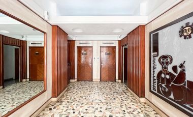 Departamento monoambiente con balcón a la calle / Zona centro