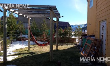 Casa y local en venta en Caviahue