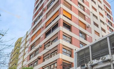 Departamento en Quilmes 4 dormitorios con 1 cochera piso 5